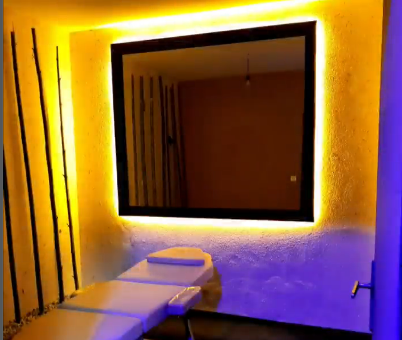 تصویر باشگاه خانه عضله