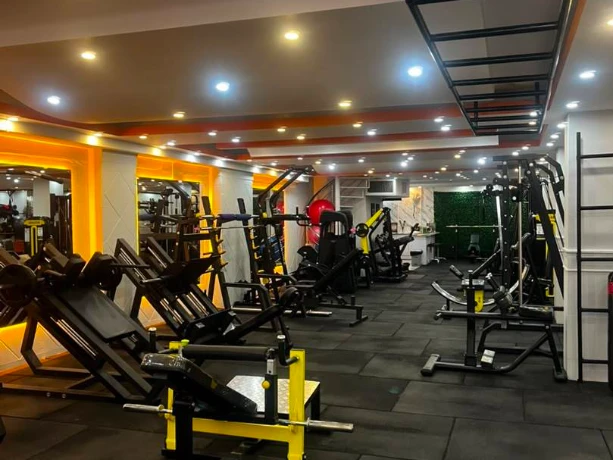 تصویر ماسل پلاس (Muscle Plus) شعبه بانوان