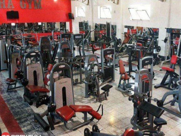 تصویر باشگاه بدنسازی گلها در اصفهان
