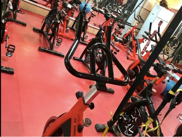تصویر باشگاه زئوس در کرمان