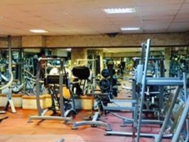 تصویر باشگاه فیزیک پرو در گلسار رشت