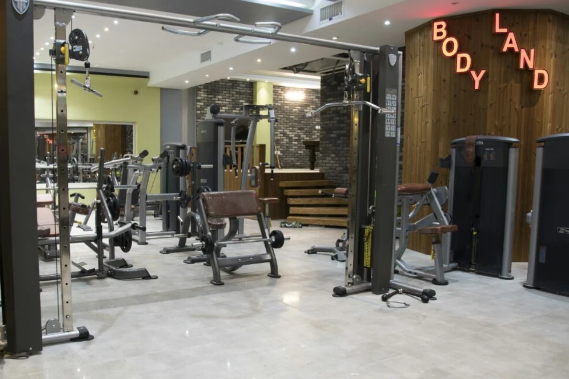 تصویر باشگاه سرزمین بدن (body land)