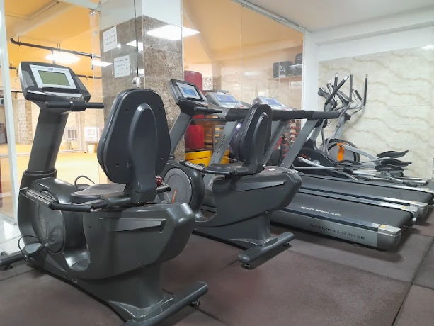 تصویر باشگاه تندرستی یونیک
