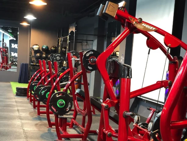 تصویر باشگاه فیت لند (fit land gym)