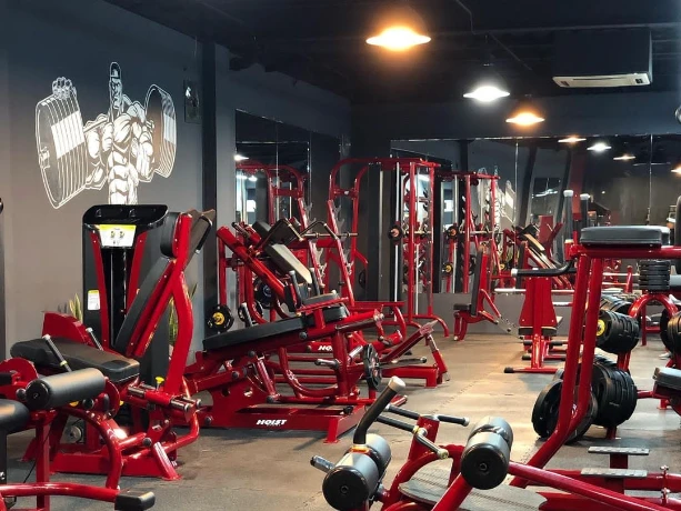 تصویر باشگاه فیت لند (fit land gym)