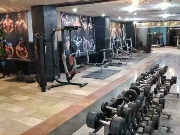تصویر باشگاه اکسین در مهرشهر