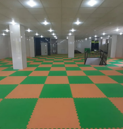 تصویر باشگاه ورزشی سوری
