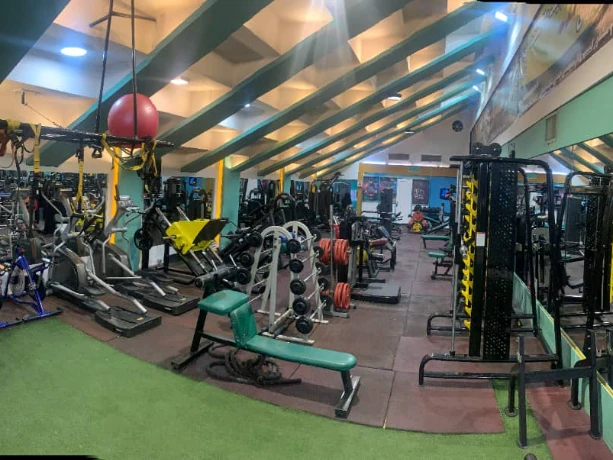 تصویر باشگاه نئون (Neon Gym)