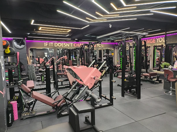 تصویر باشگاه ساندو در شیراز (Sando Gym)