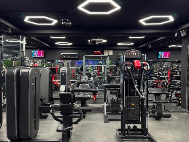 تصویر باشگاه آوا وی آی پی (ava vip gym) شعبه آقایان