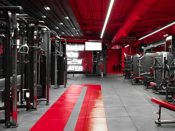تصویر باشگاه راینو در شیراز (Rhino Gym)