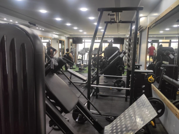 تصویر باشگاه بدنسازی راشا