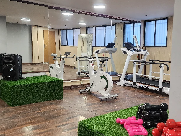 تصویر باشگاه لیدی لند