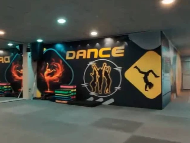 تصویر آکادمی ورزشی پرواز در سمنان (Fly Fit Gym)