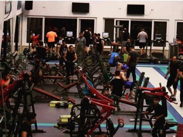 تصویر باشگاه بدنسازی فرست کلاس (first class gym)